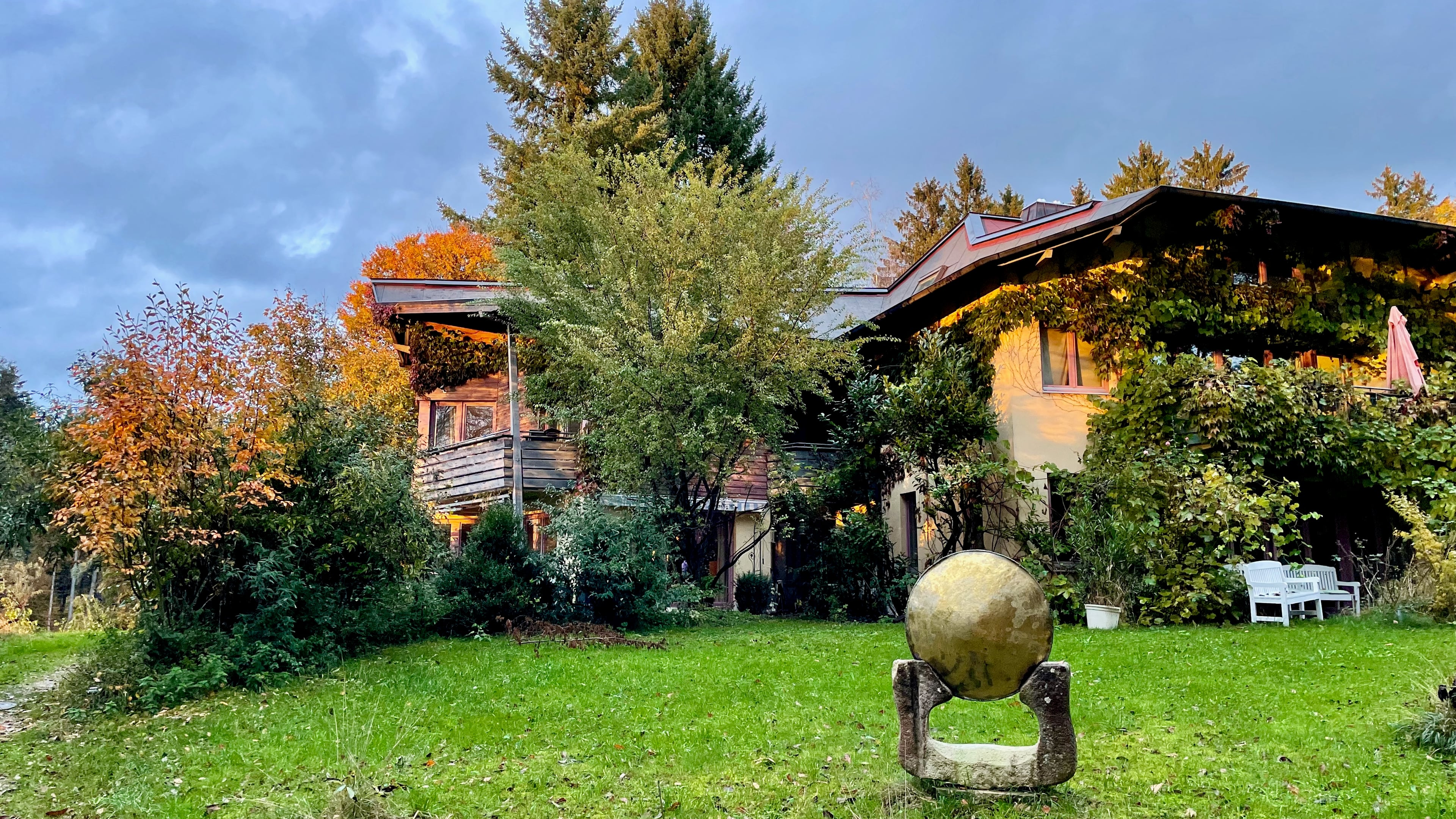 Kursbild für Meditationstag | Der Atem als Ressource für Entspannung und Freude - Dieses Tagesretreat ist eine Gelegenheit den hektischen Alltag hinter dir zu lassen, dich nach innen zu wenden und deinen Atem als Ressource zu erforschen.
